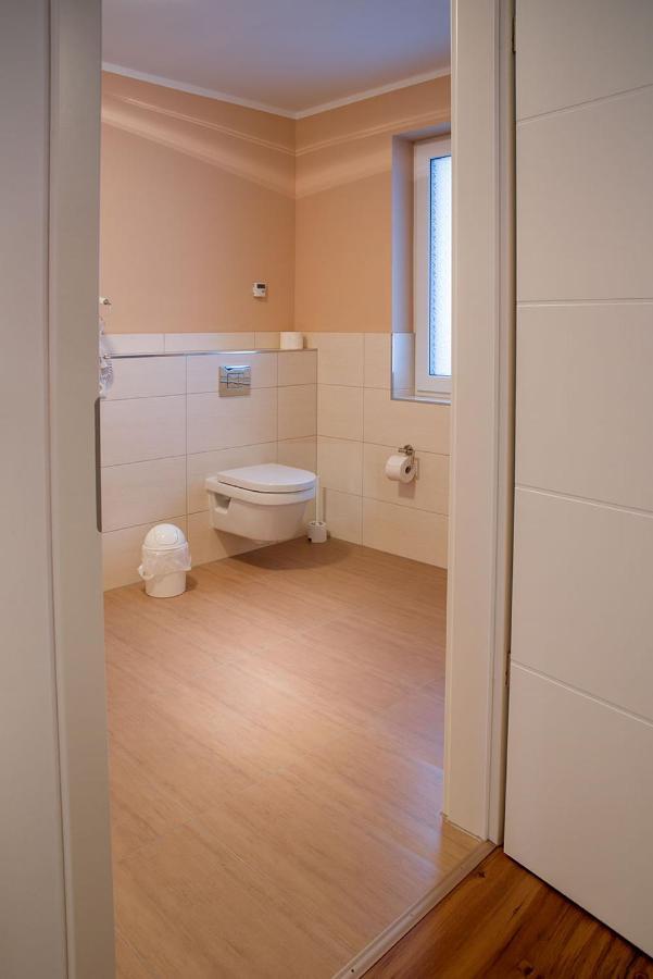 H&H Apartment Im Greifswald Eldena Nr19-Jonas Mit Terrasse ภายนอก รูปภาพ